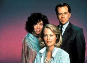 4bd7b-moonlighting_art02